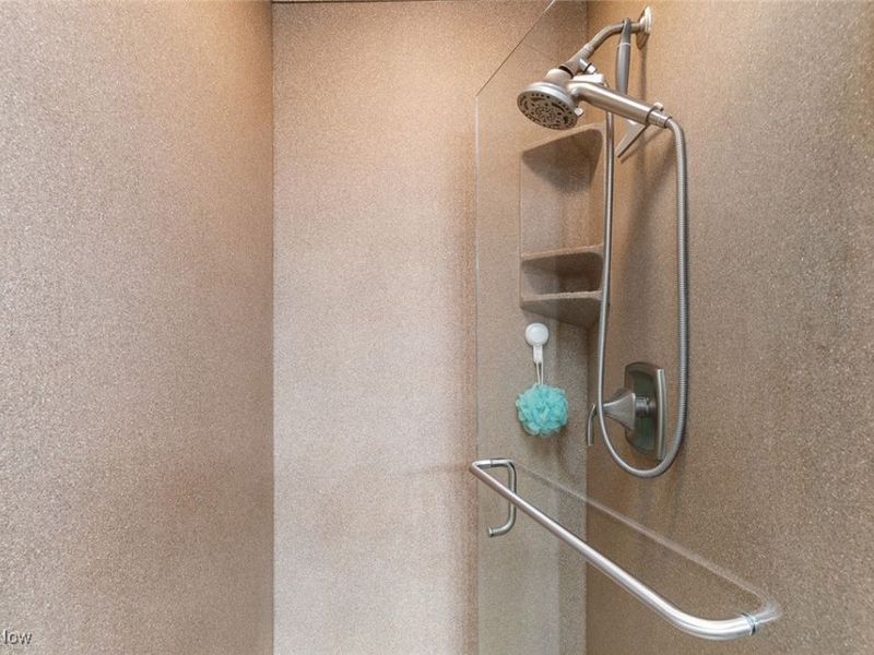 233 Tanglewood Drive, Dalton, OH 44618 Photo 23