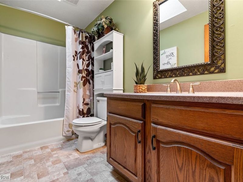 233 Tanglewood Drive, Dalton, OH 44618 Photo 25