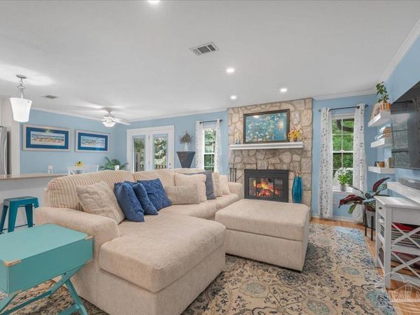 4831 E Olive Rd, Unit 1D, Pensacola, FL 32514