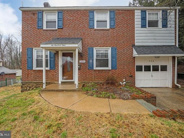 204 GREENBRIAR LANE, HAVERTOWN, PA 19083