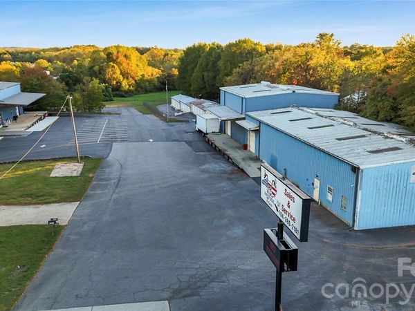 2313 W Front Street, Statesville, NC 28677