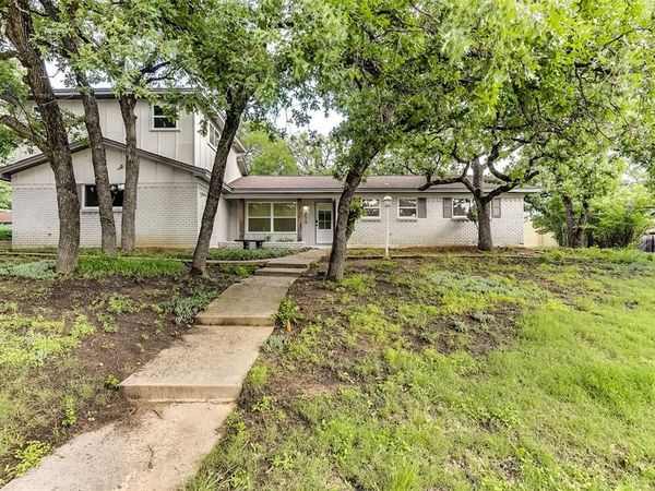258 Somerset Terrace, Bedford, TX 76022