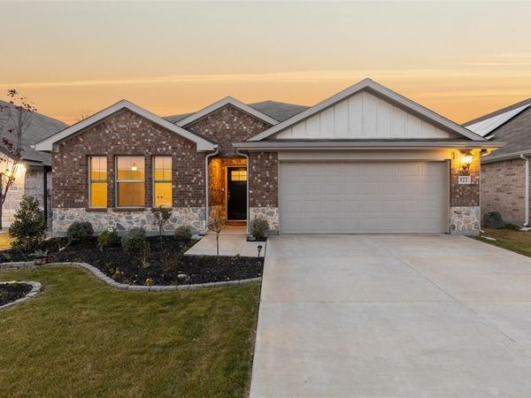 522 Castle Road, Sherman, TX 75092