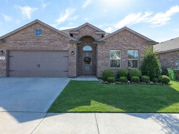 1833 Chamaeleon Drive, Haslet, TX 76052