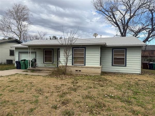 812 Westway Street, Denton, TX 76201