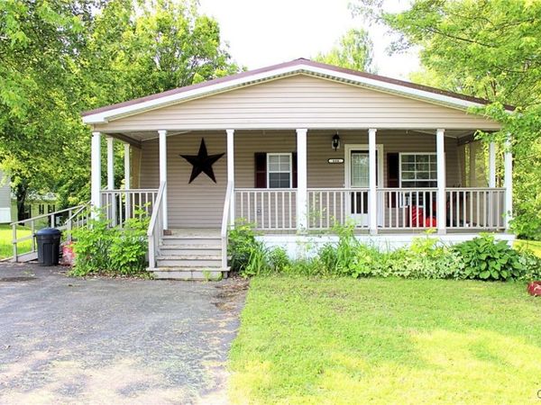 606 Sycamore Lane, Utica, NY 13502