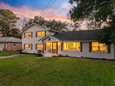 1223 Charlestowne Drive, Charleston, SC 29407