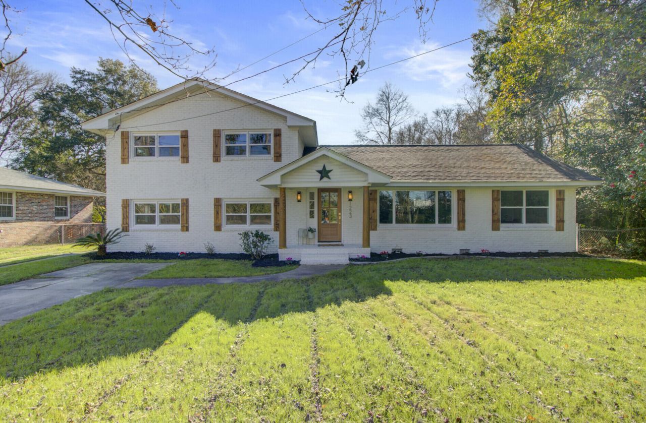 1223 Charlestowne Drive Photo 10