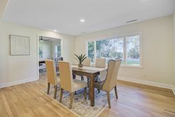 1223 Charlestowne Drive photo 4