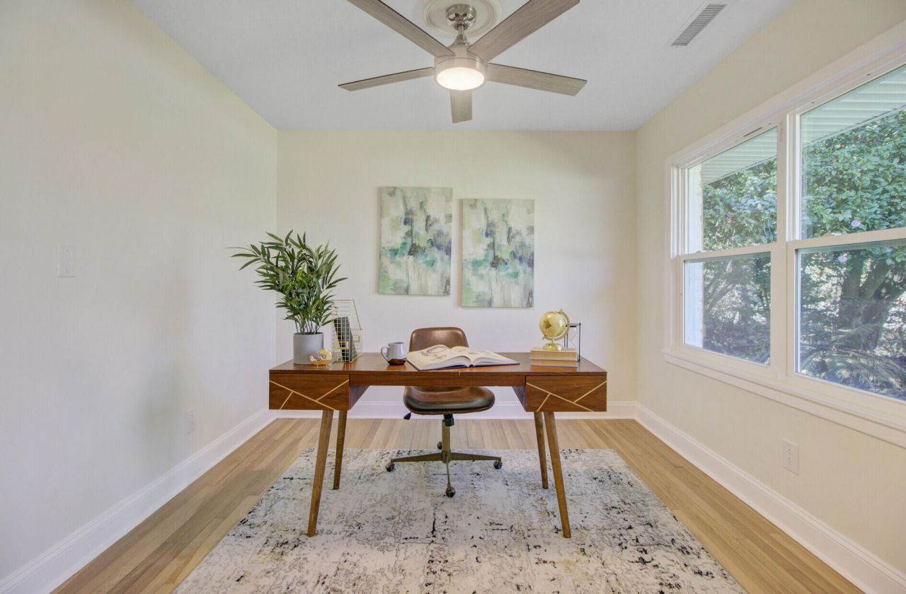 1223 Charlestowne Drive Photo 6