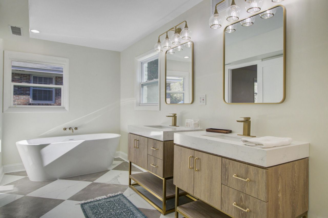 1223 Charlestowne Drive Photo 9