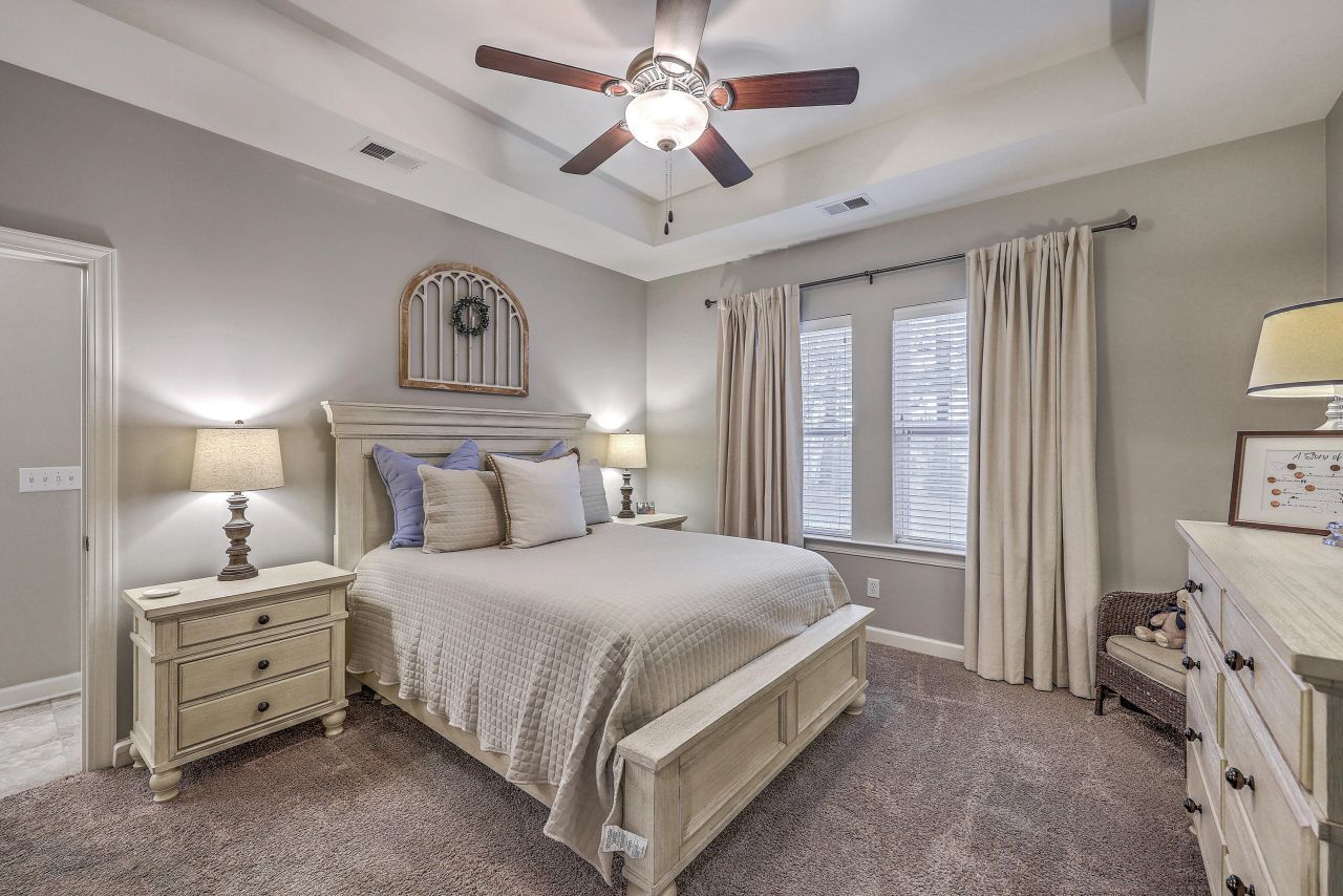 7415 Mercedes Way Photo 18