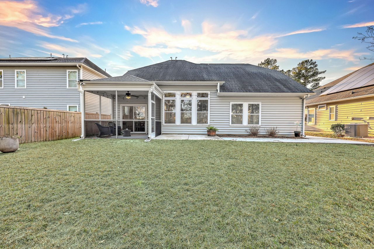 7415 Mercedes Way Photo 35