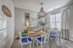 7415 Mercedes Way photo 4