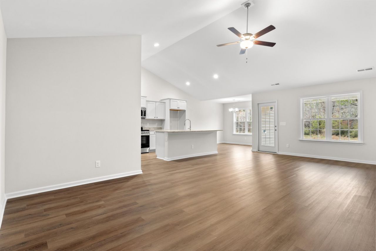 227 Stillbrook Dr. Photo 5