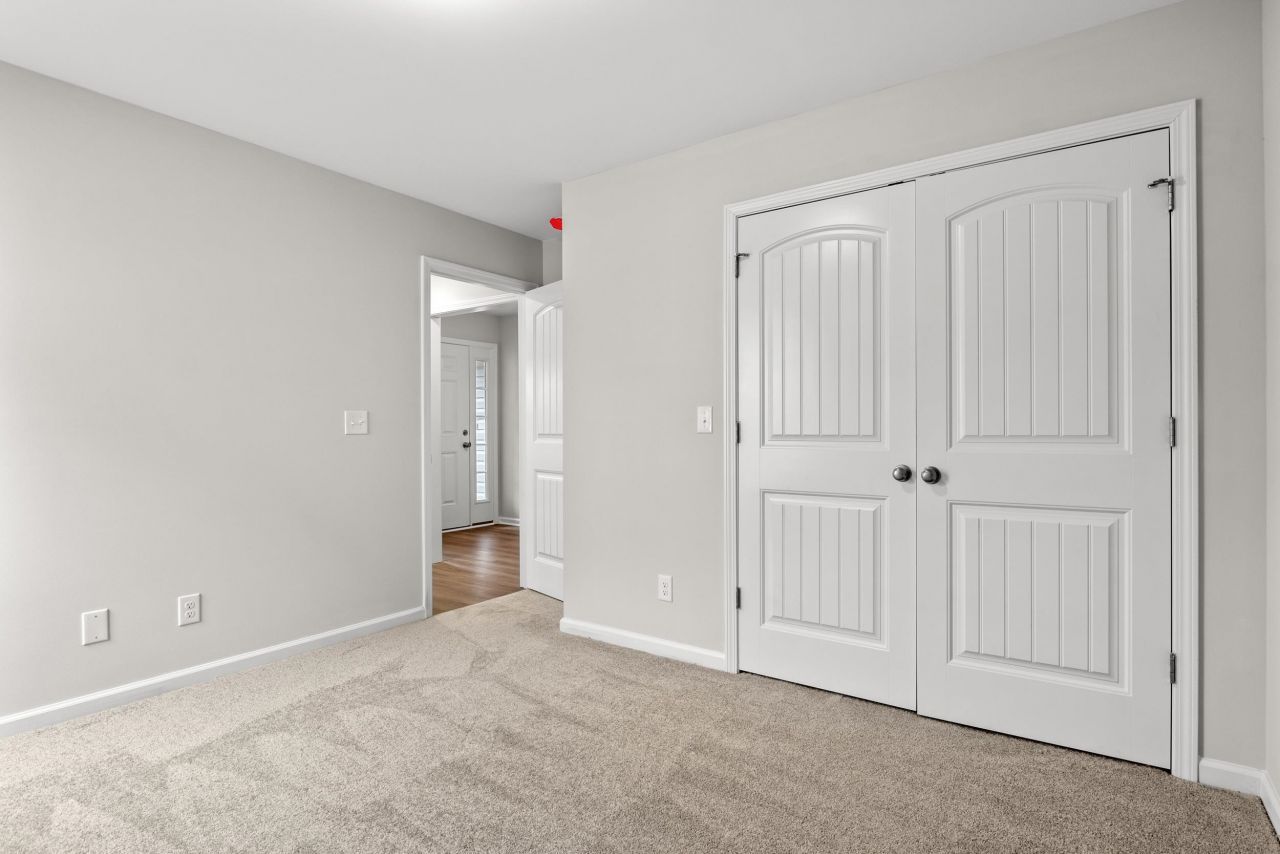 227 Stillbrook Dr. Photo 8