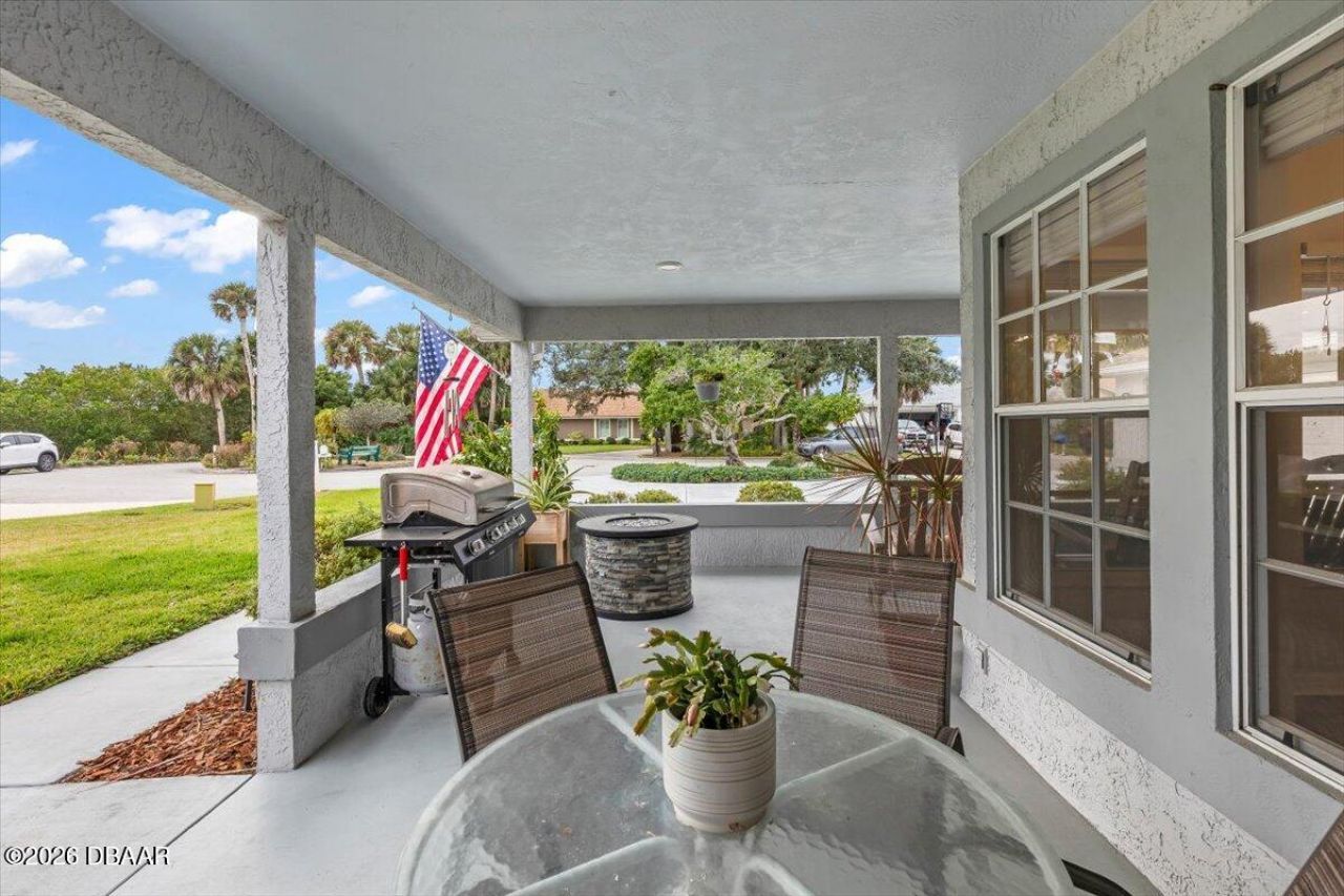 132 Sea Street, New Smyrna Beach, FL 32168 Photo