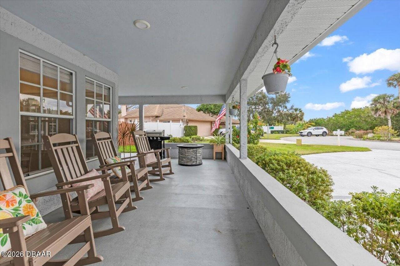 132 Sea Street, New Smyrna Beach, FL 32168 Photo