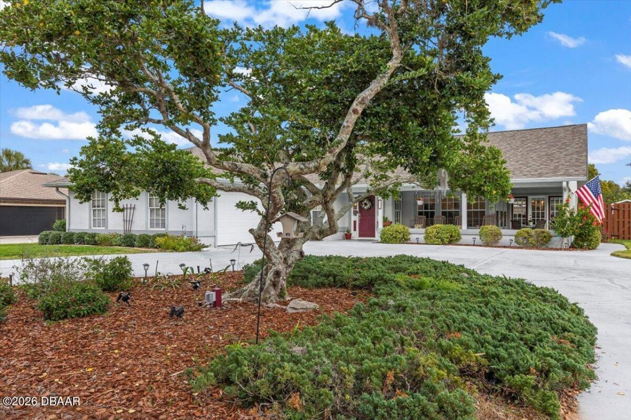 132 Sea Street, New Smyrna Beach, FL 32168 Photo