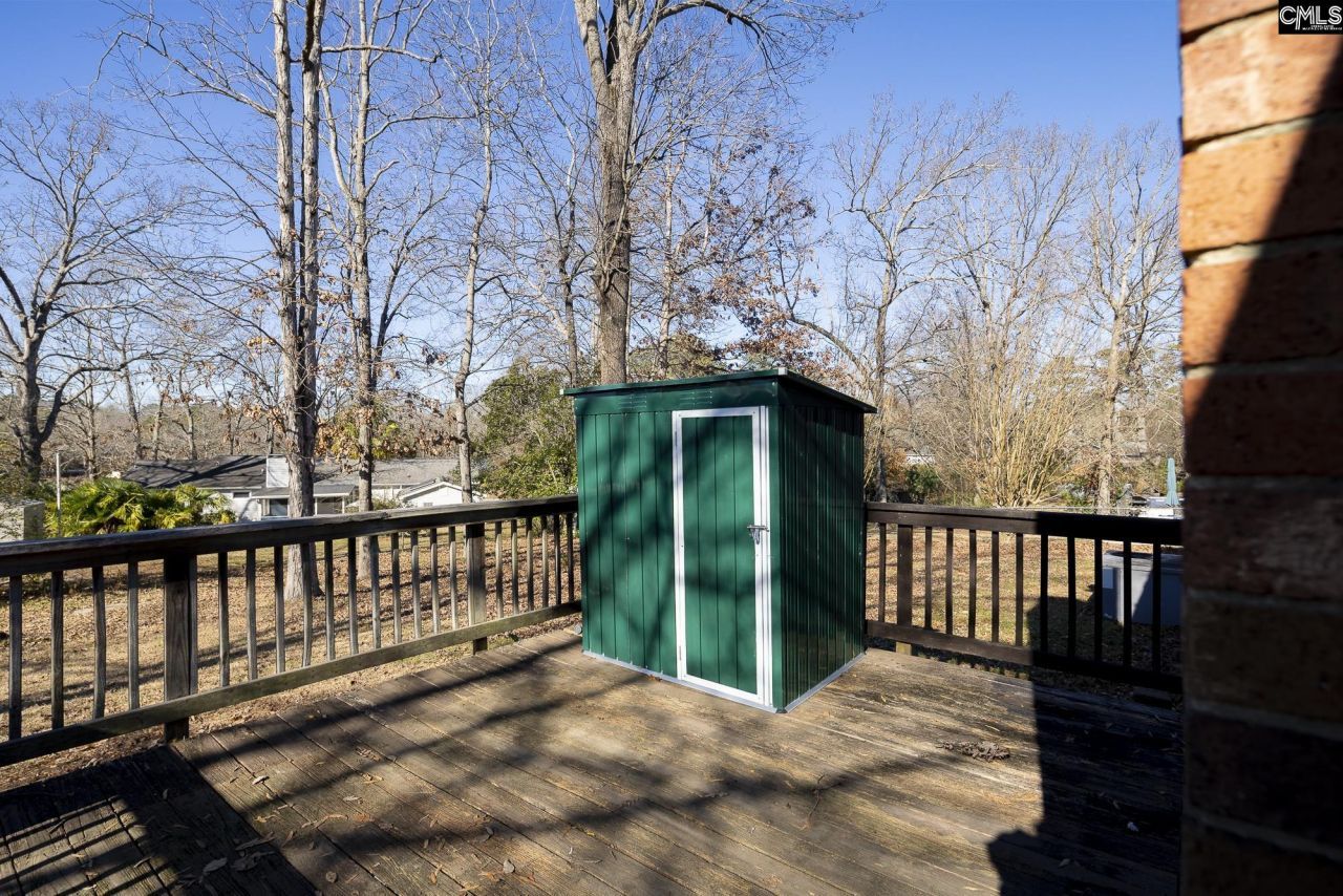 706 Chadford Road Photo 28