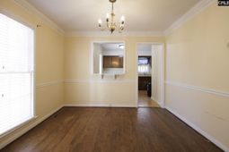 706 Chadford Road photo 4