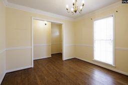 706 Chadford Road photo 4