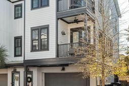 1213 Gatch Court photo 4