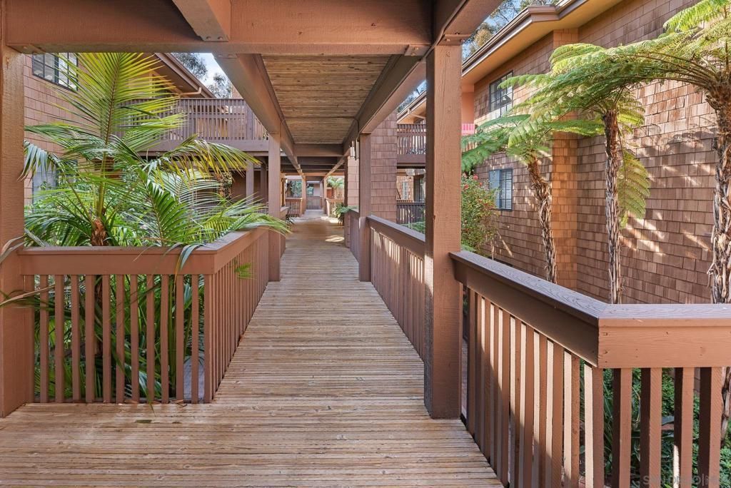 8860 Villa La Jolla Drive, Unit 217, La Jolla, CA 92037 Main Photo