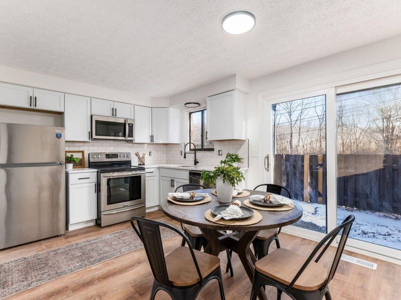 4871 Berryhill Court, Columbus, OH 43230 Photo 10