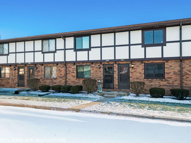 4871 Berryhill Court, Columbus, OH 43230 Photo 2