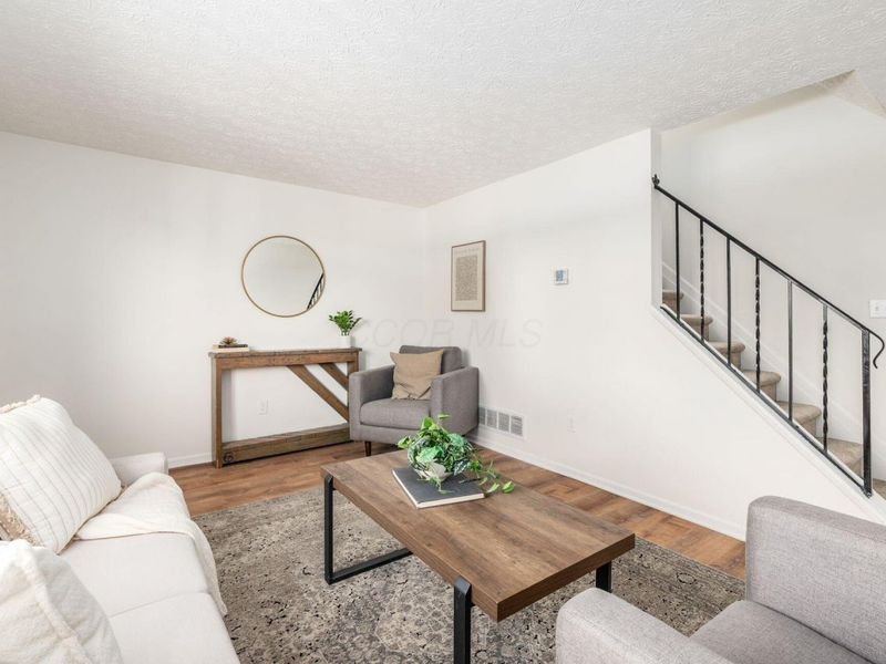 4871 Berryhill Court, Columbus, OH 43230 Photo 7