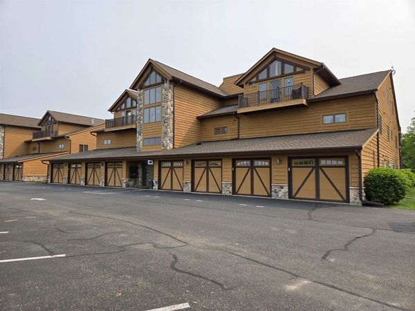 1826-2 Parkland Drive, Unit 502, Arkdale, WI 54613