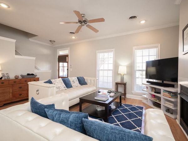 166 Pr 3049, Oxford, MS 38655