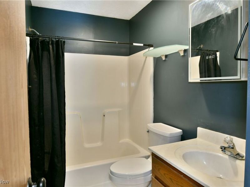 3224 Woodland Trail, Unit B, Cortland, OH 44410 Photo 23