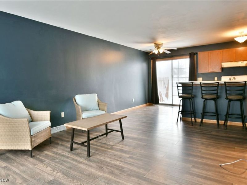 3224 Woodland Trail, Unit B, Cortland, OH 44410 Photo 9
