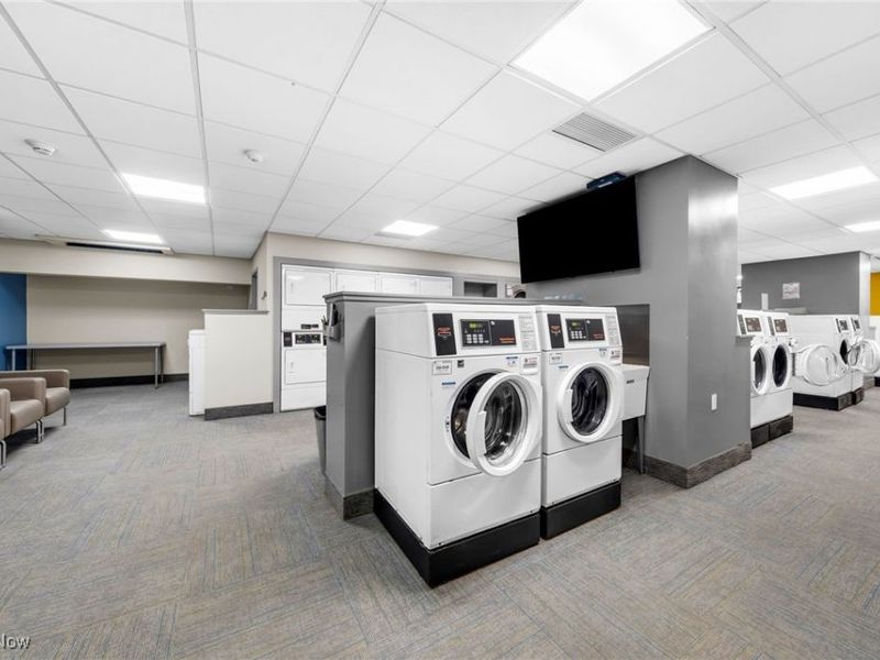 12900 Lake Avenue, Unit 216, Lakewood, OH 44107 Photo 30