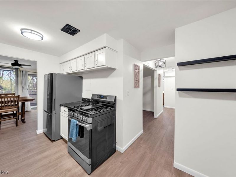 12900 Lake Avenue, Unit 216, Lakewood, OH 44107 Photo 8