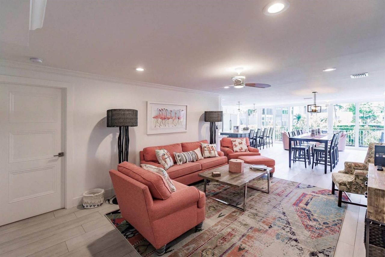 1125 W Peppertree Drive, Unit 102, Sarasota, FL 34242 Photo