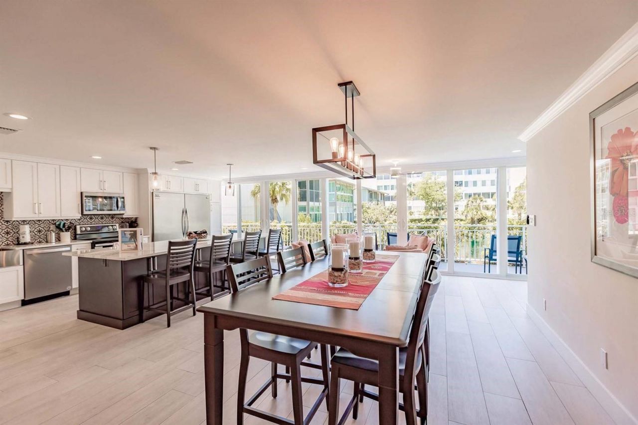 1125 W Peppertree Drive, Unit 102, Sarasota, FL 34242 Photo