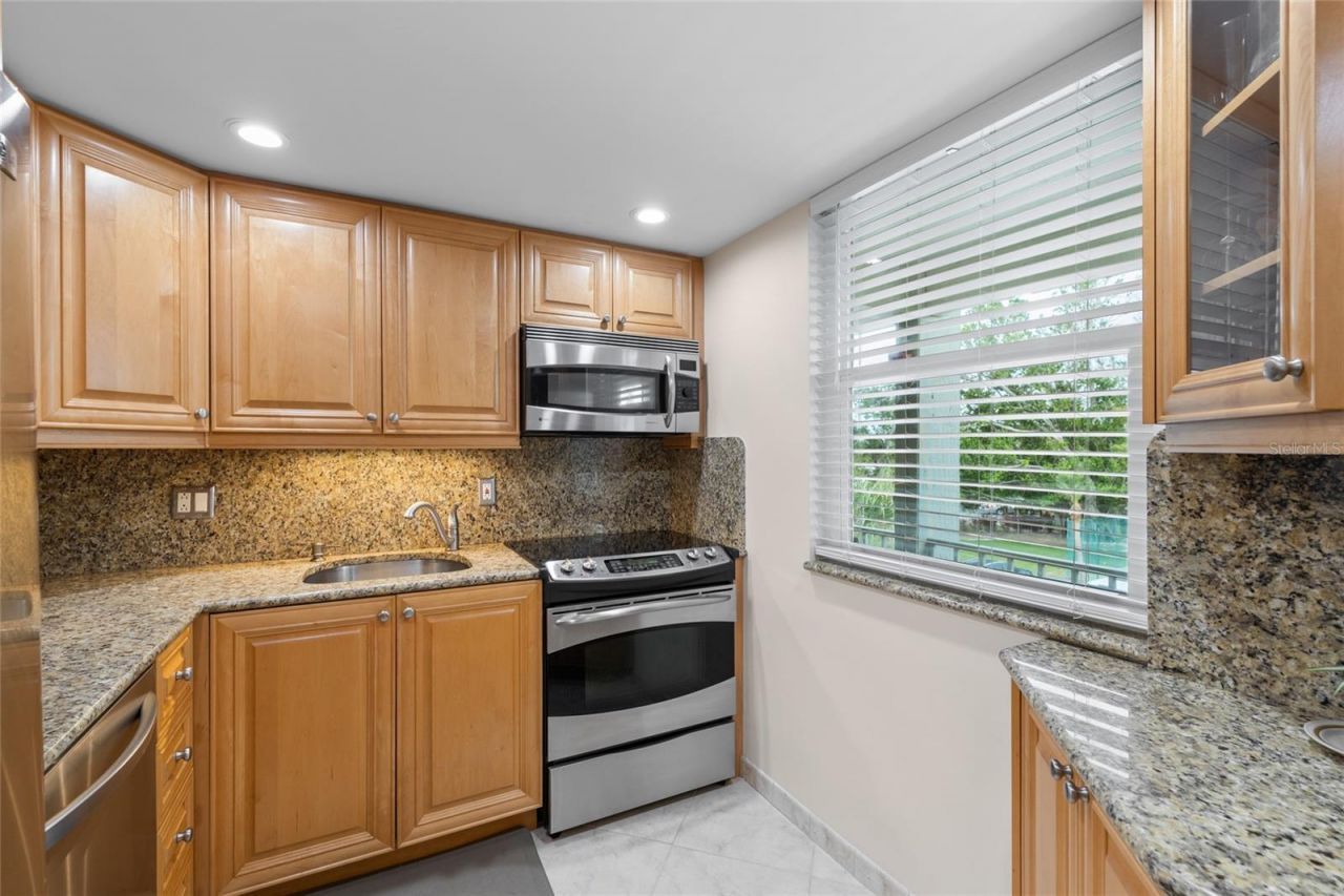 4310 Falmouth Drive, Unit 304, Longboat Key, FL 34228 Photo