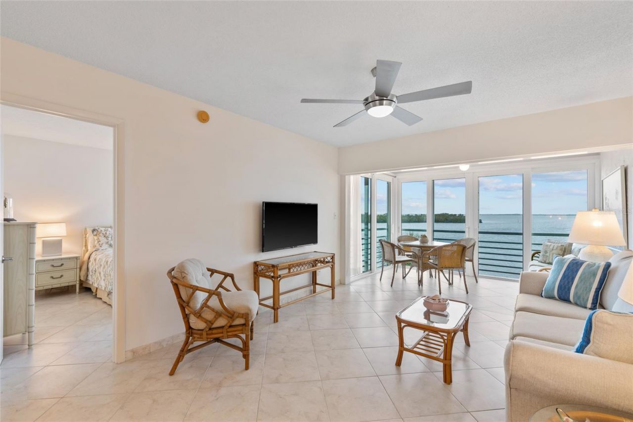 4310 Falmouth Drive, Unit 304, Longboat Key, FL 34228 Photo