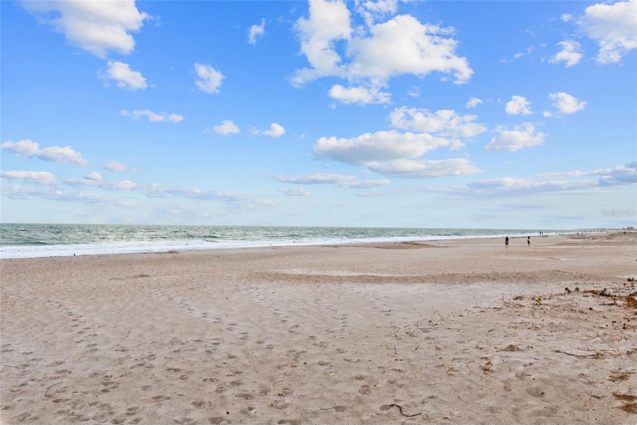 4310 Falmouth Drive, Unit 304, Longboat Key, FL 34228 Photo