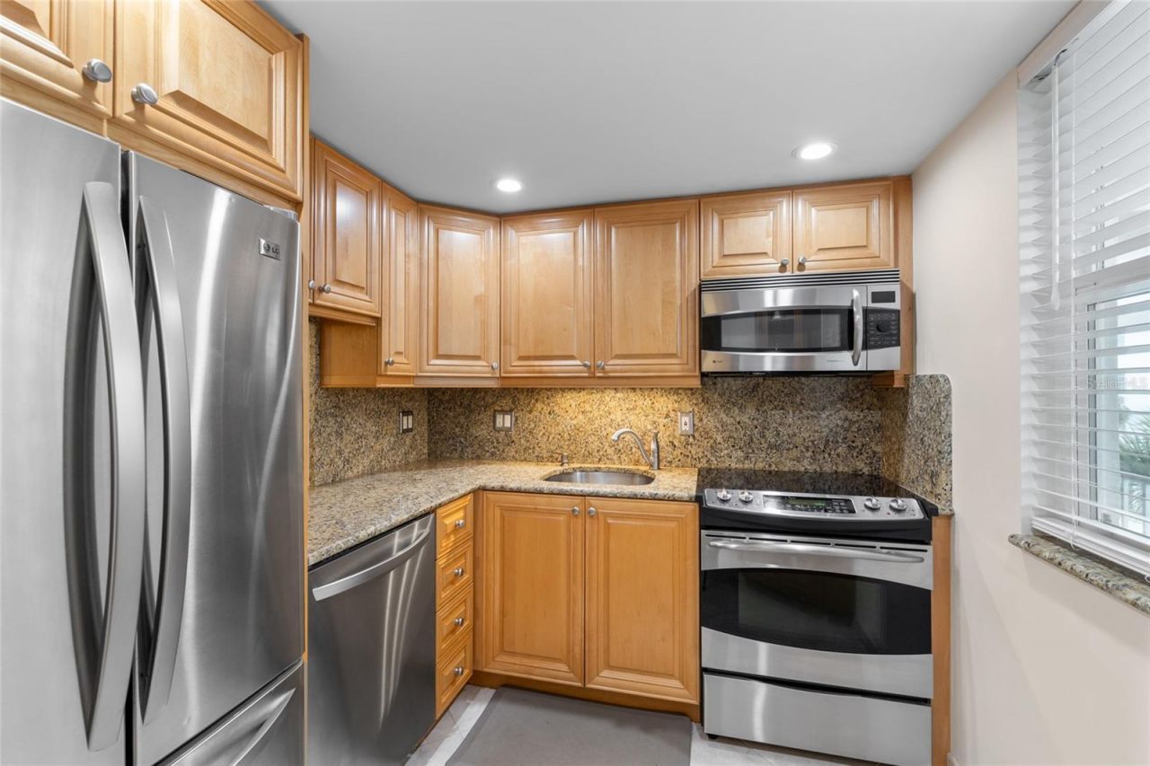 4310 Falmouth Drive, Unit 304, Longboat Key, FL 34228 Photo