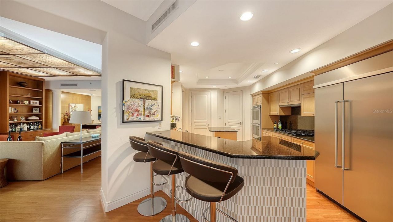 2052 Benjamin Franklin Drive, Unit D702, Sarasota, FL 34236 Photo