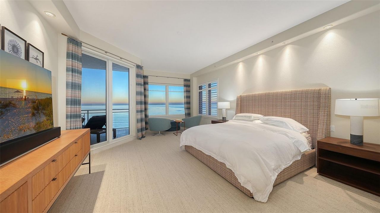 2052 Benjamin Franklin Drive, Unit D702, Sarasota, FL 34236 Photo