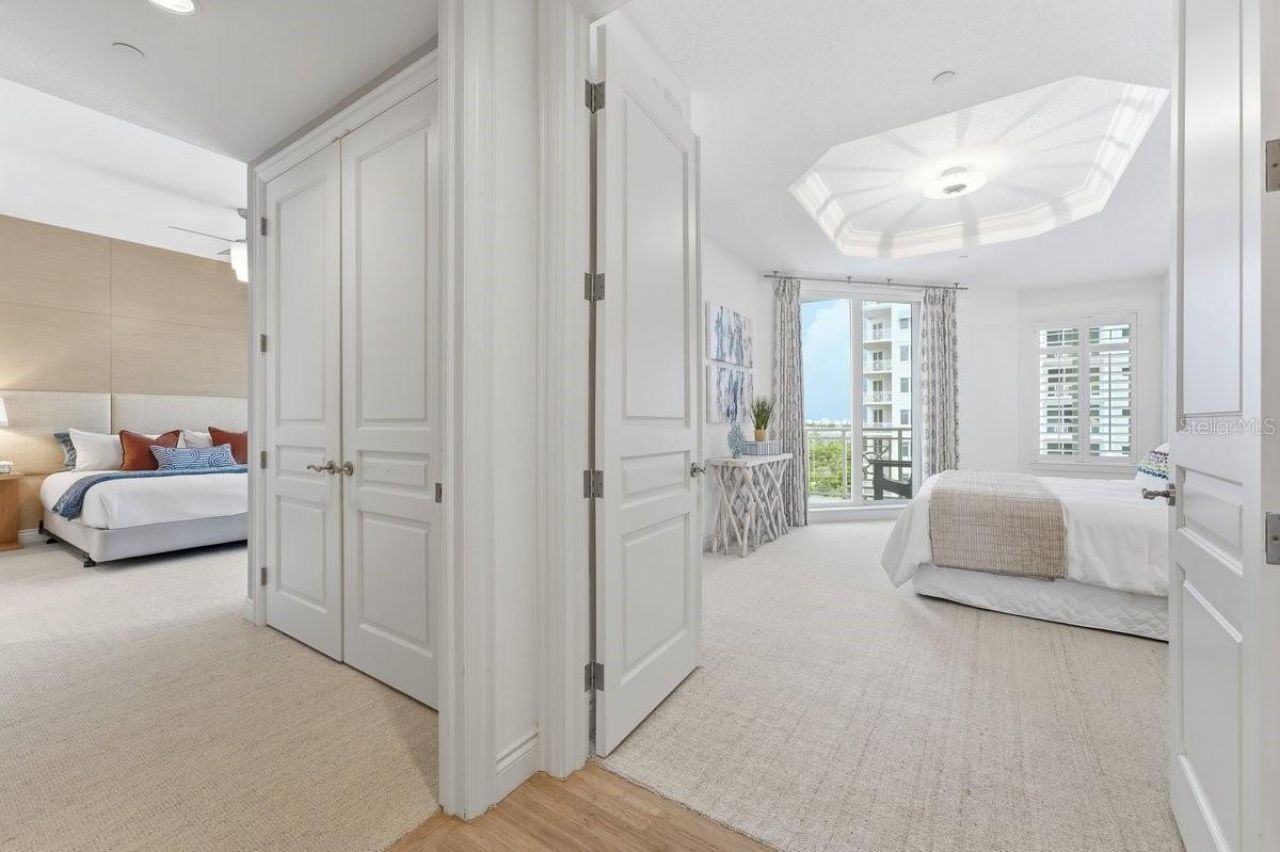 2052 Benjamin Franklin Drive, Unit D702, Sarasota, FL 34236 Photo