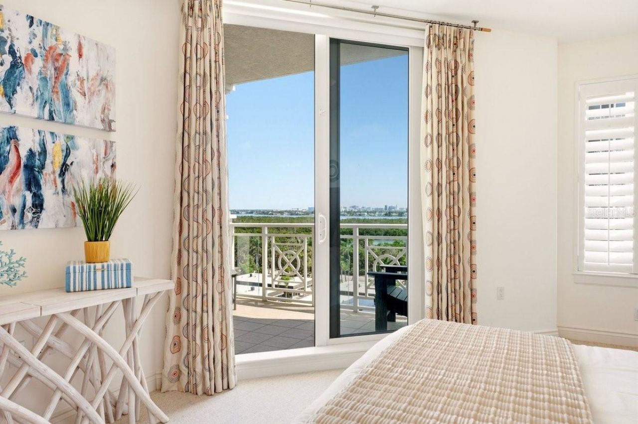 2052 Benjamin Franklin Drive, Unit D702, Sarasota, FL 34236 Photo