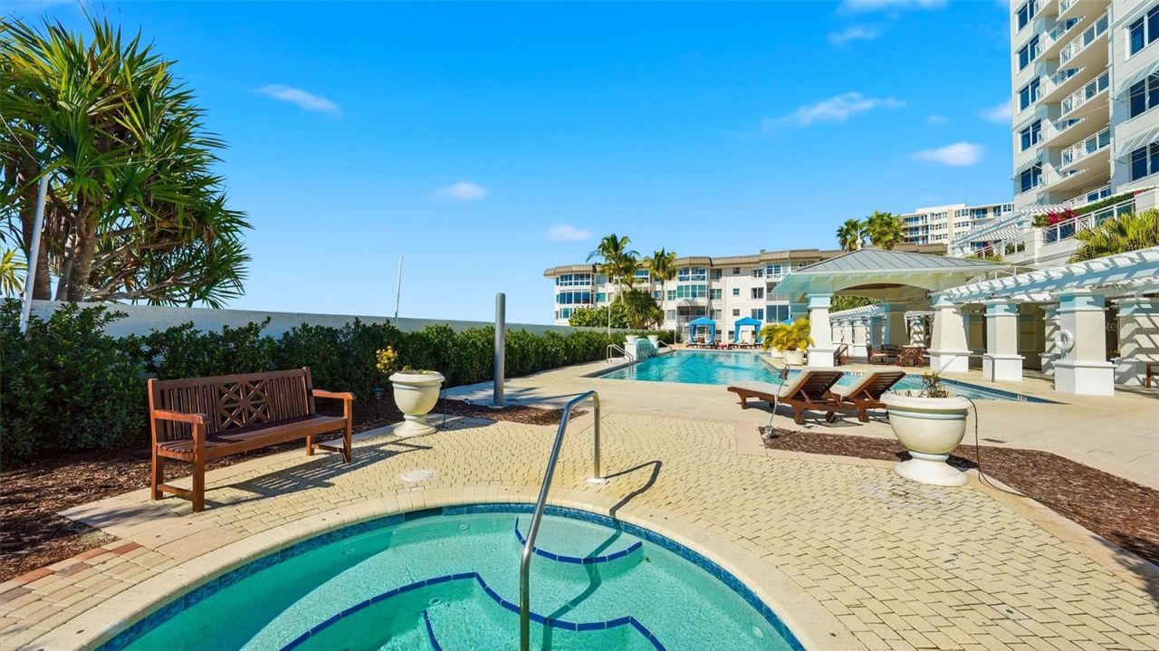 2052 Benjamin Franklin Drive, Unit D702, Sarasota, FL 34236 Photo