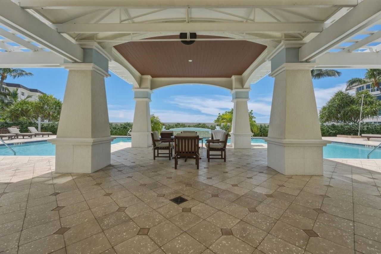 2052 Benjamin Franklin Drive, Unit D702, Sarasota, FL 34236 Photo