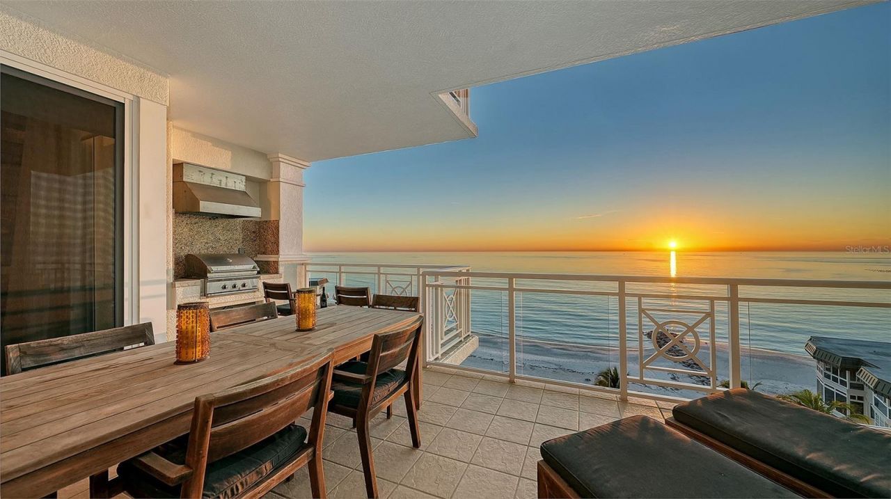 2052 Benjamin Franklin Drive, Unit D702, Sarasota, FL 34236 Photo